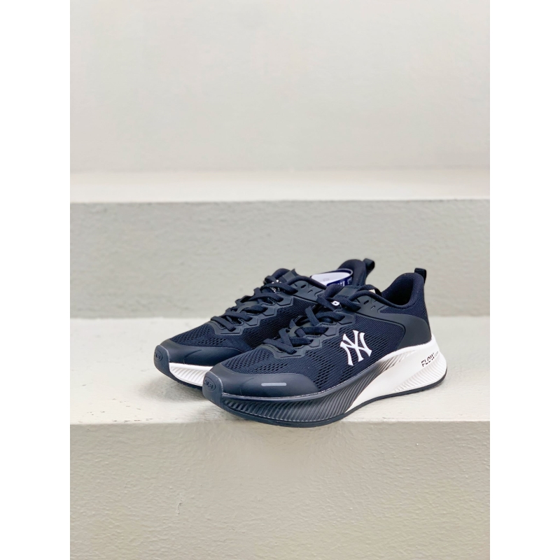 G*u*i sneakers